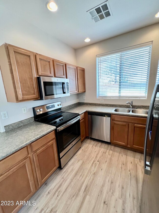 1029 E Julian Dr, Gilbert, AZ 85295 - photo 6