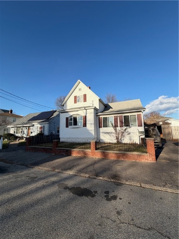121 Samuel Ave, Pawtucket, RI 02860 - photo 2