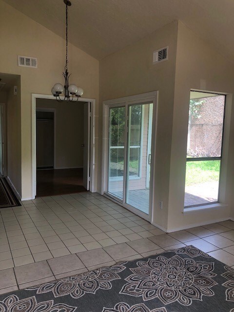 11025 Crinkleawn Dr, Houston, TX 77086 - photo 2