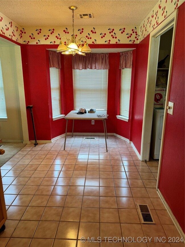 105 W South Park St, Broken Arrow, OK 74011 - photo 6