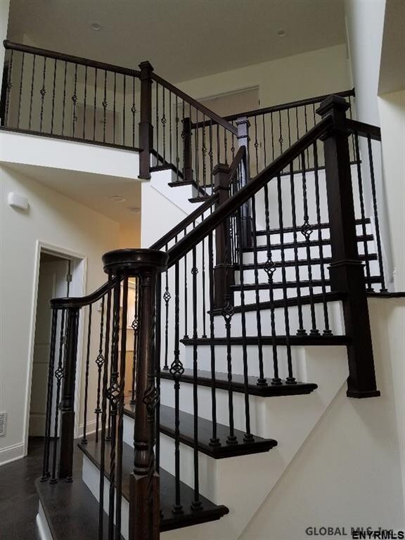 2 Victoria Ct, Glenville, NY 12302 - photo 5