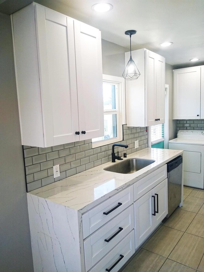 4393 Cherokee Ave, San Diego, CA 92104 - photo 2