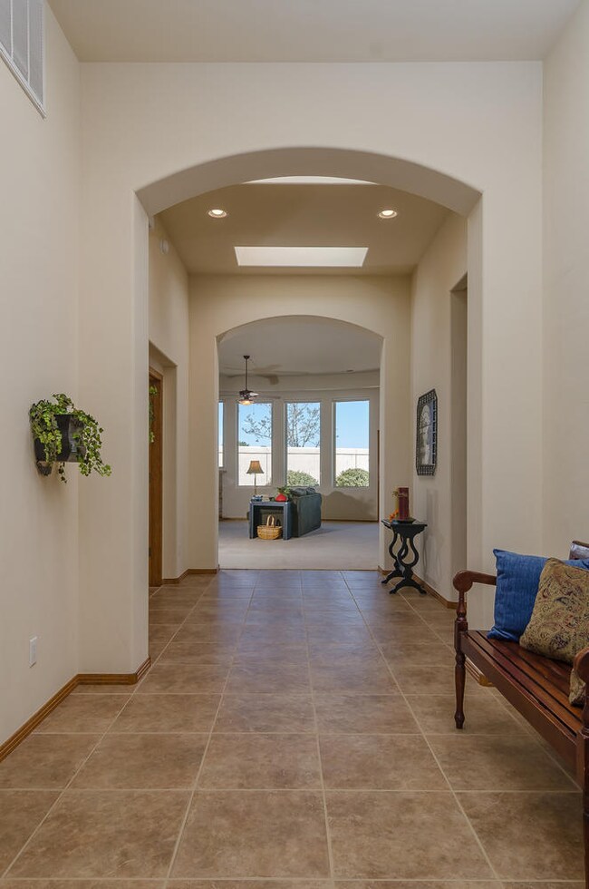 2505 Vista Manzano Loop Rio-large-008-En