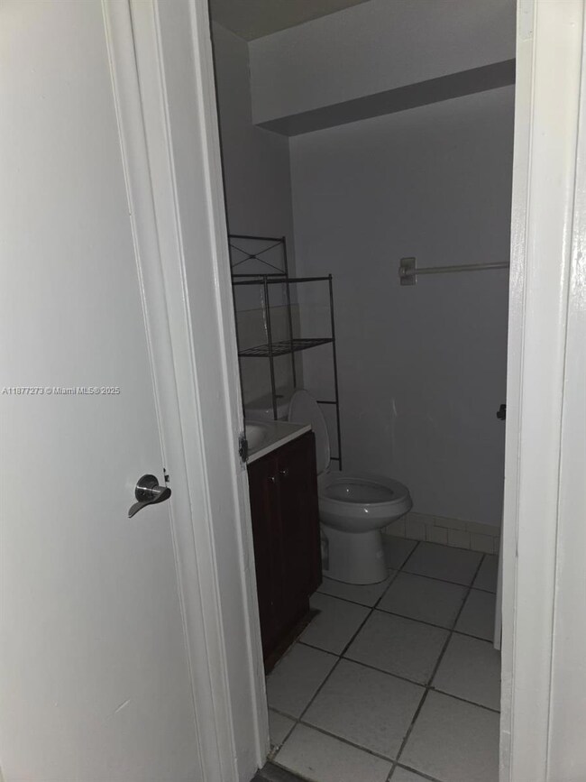 5221 NW 27th St unit 9C, Lauderhill, FL 33313 - photo 7