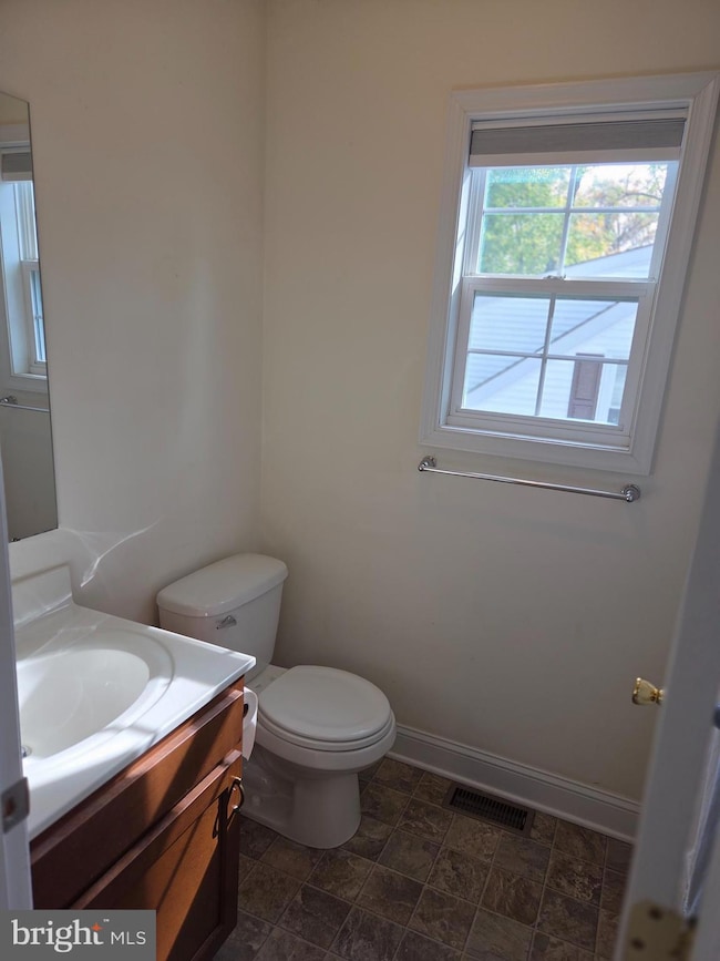 306 S Dupont Rd, Wilmington, DE 19805 - photo 2