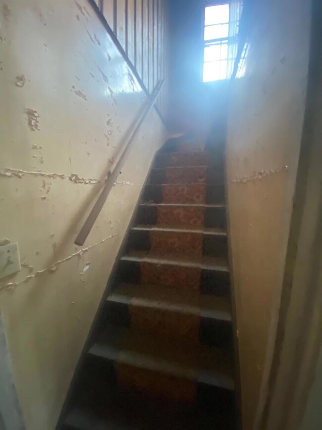 4317 E 10th Ave, Gary, IN 46403 - photo 7