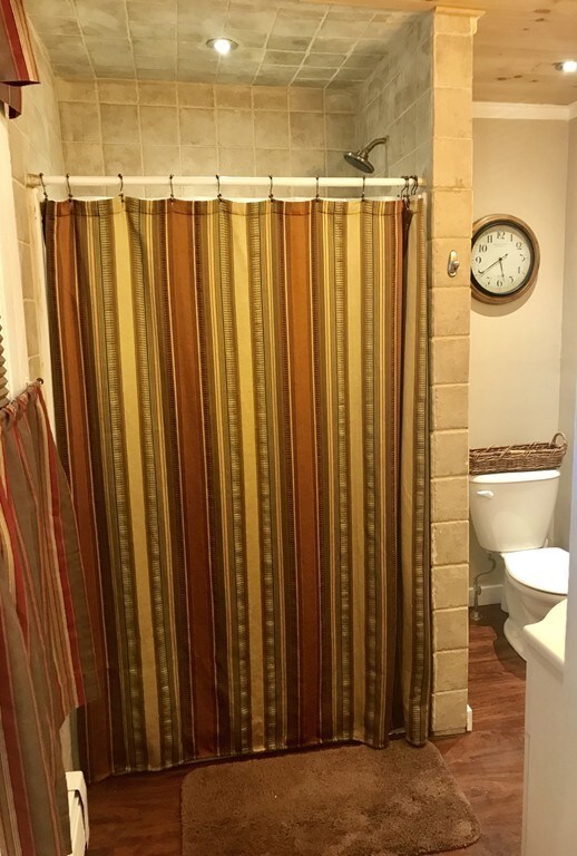 15 Lewis St, Haverhill, MA 01830 - photo 4