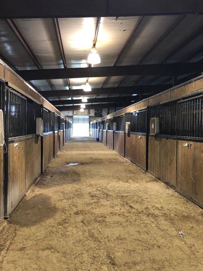 1701 Highway 64 W, Shelbyville, TN 37160 - photo 5