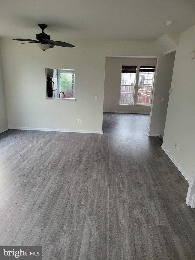 2208 William Harris Way, Woodbridge, VA 22191 - photo 5