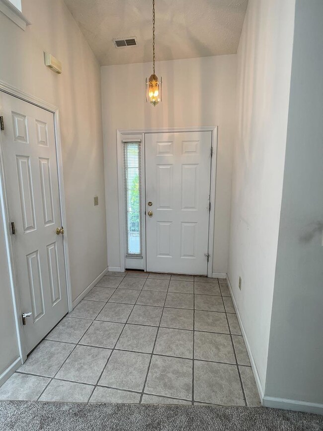 315 Duke Ln, Lafayette, IN 47909 - photo 2