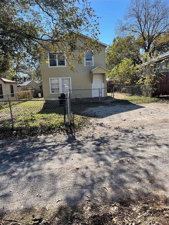 408 E Baylor St unit 1, Weatherford, TX 76086 - photo 2