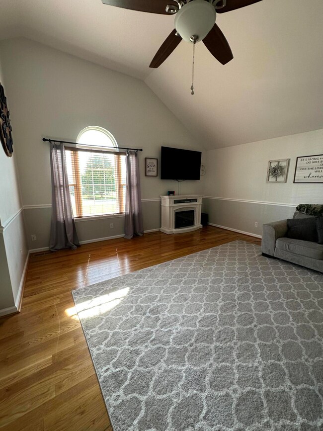 432 Bellaire Dr, Harrodsburg, KY 40330 - photo 7