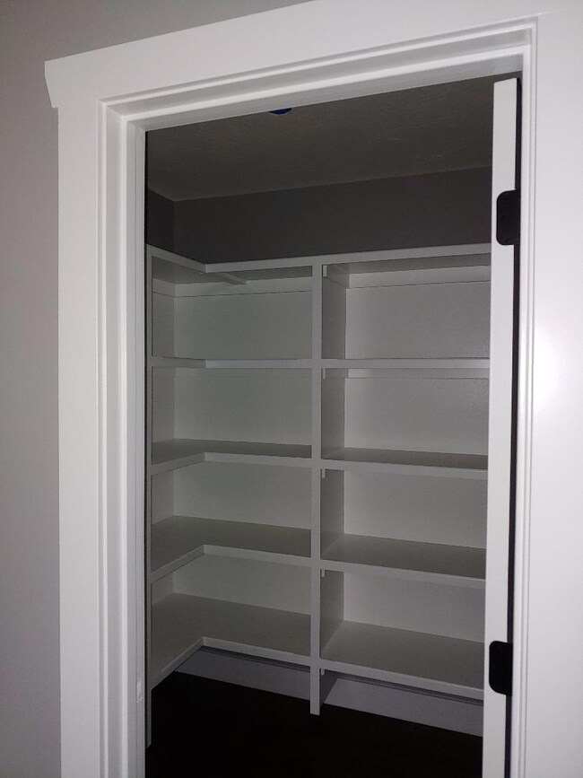 924 S Cumberland Ave, Republic, MO 65738 - photo 6