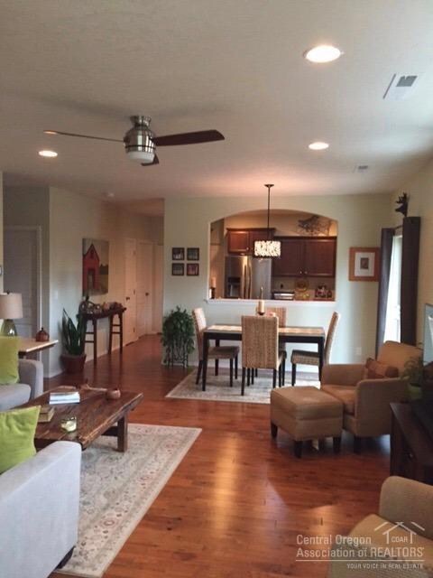 450 N Trinity Way, Sisters, OR 97759 - photo 4