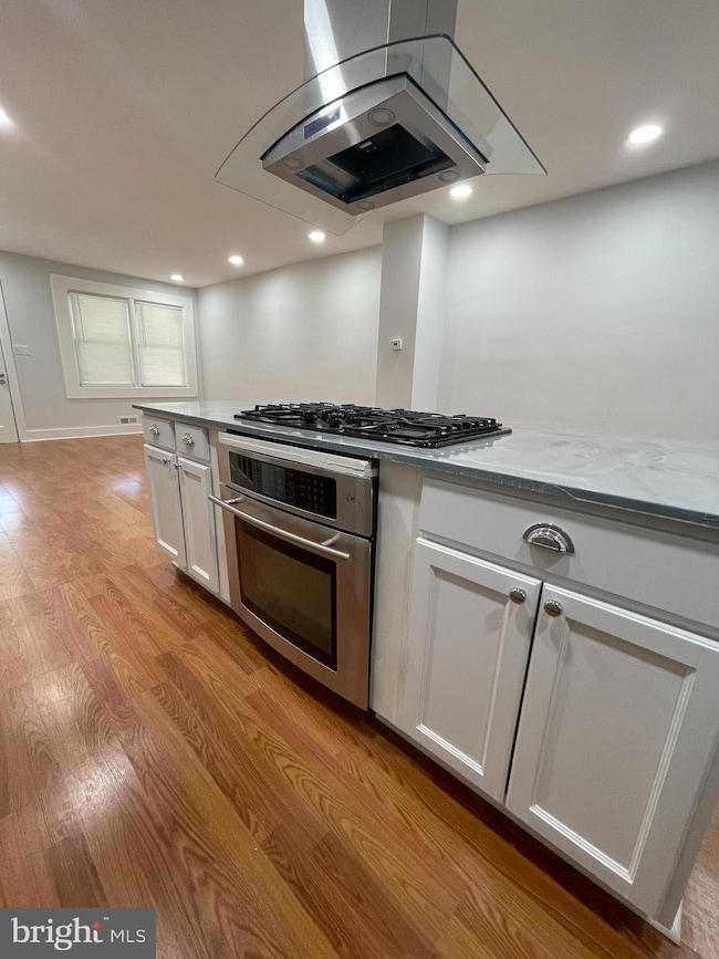 4540 Manorview Rd, Baltimore, MD 21229 - photo 2