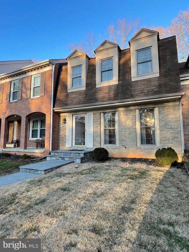 12235 Tildenwood Dr, Rockville, MD 20852 - photo 2