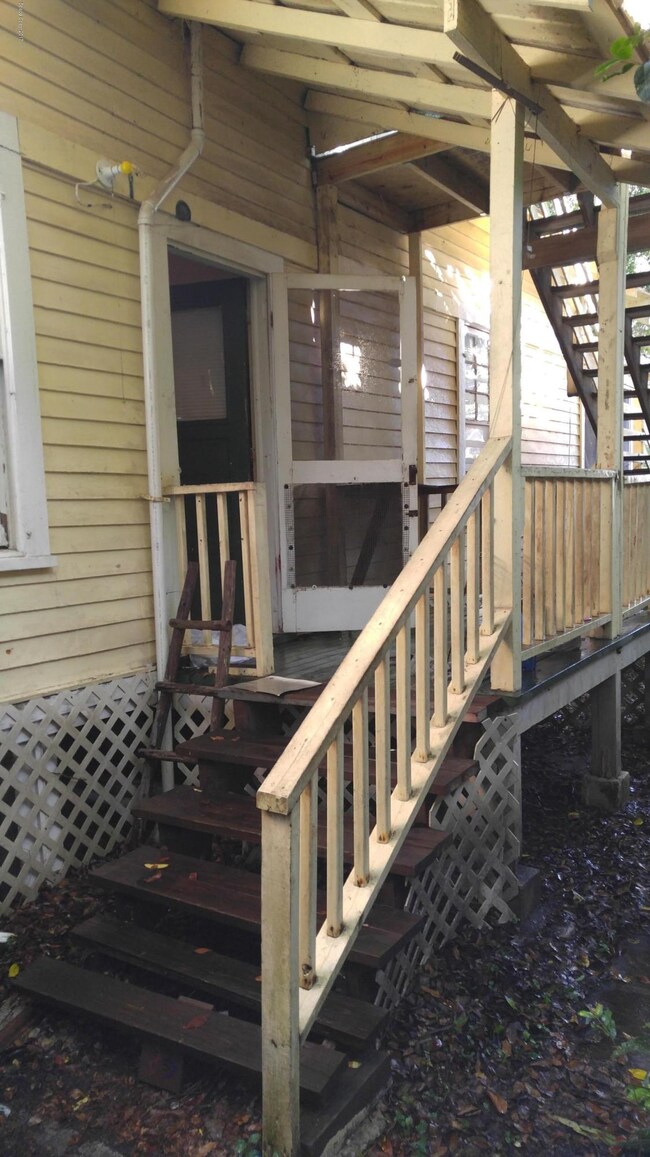 15 Oak St unit 2, Cocoa, FL 32922 - photo 3