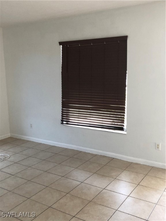 Spare room with baseboards