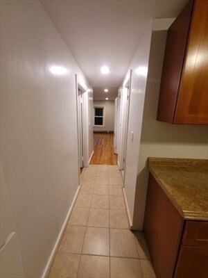 170 Safford St unit 3, Quincy, MA 02170 - photo 4