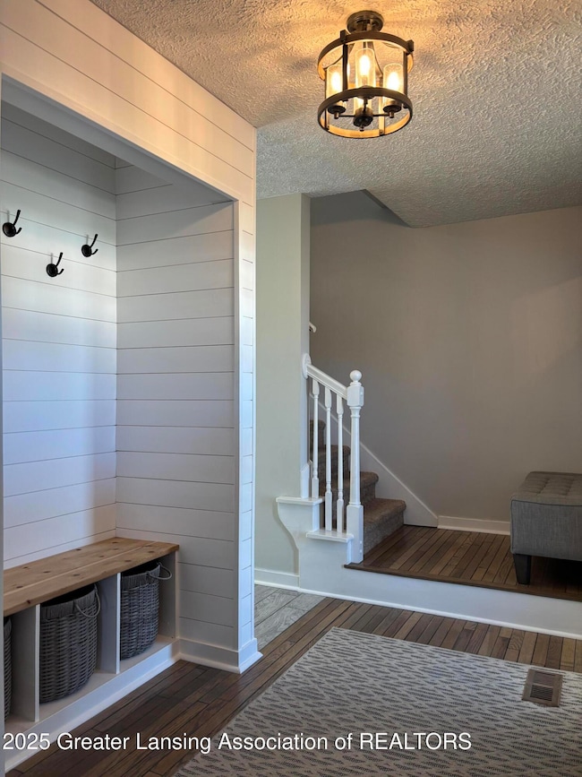 6361 Larocque Cir, Lansing, MI 48917 - photo 3