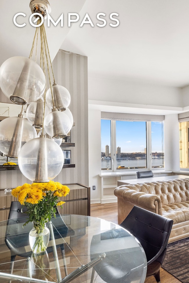 The Rushmore unit 7E, New York, NY 10069 - photo 2