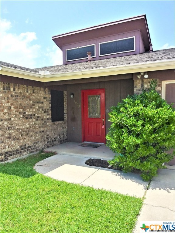 1002 Craddock St, Copperas Cove, TX 76522 - photo 3