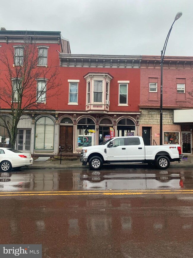 608 Centre St, Ashland, PA 17921 - photo 2