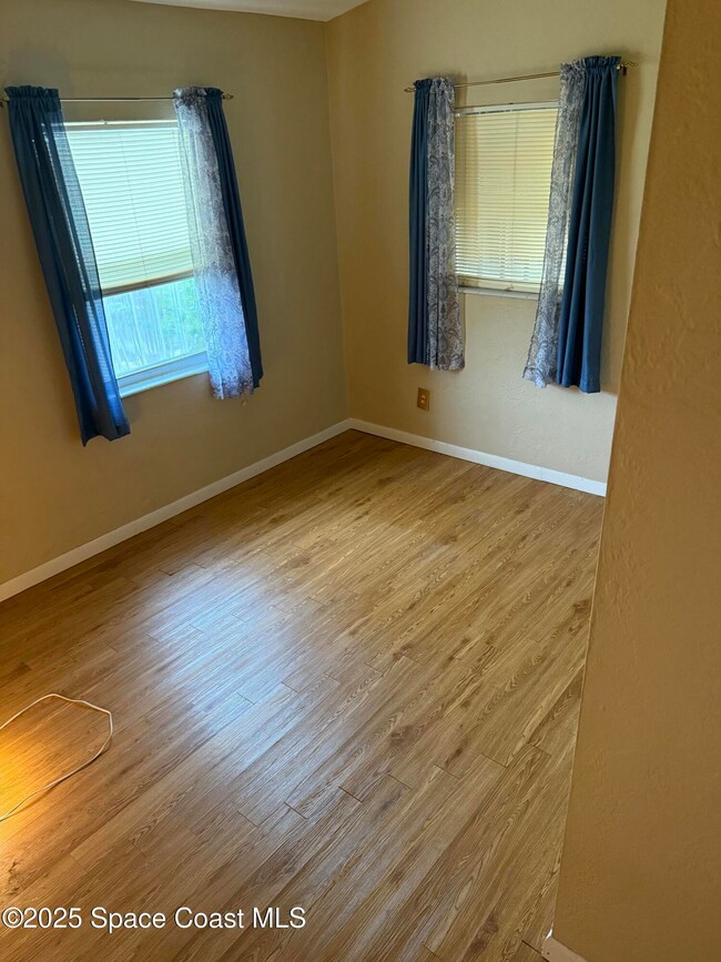 270 Cinnamon Dr, Satellite Beach, FL 32937 - photo 5