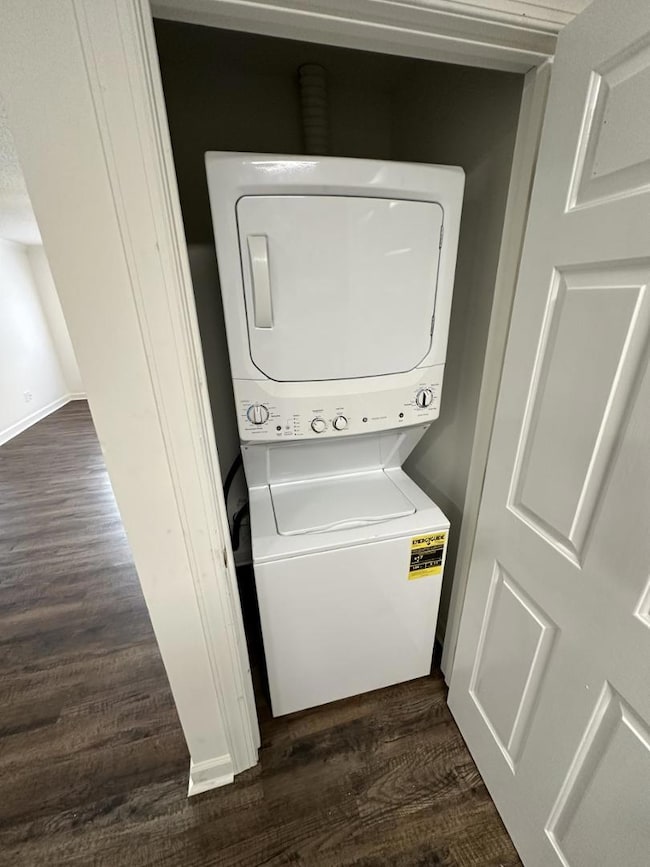 3521 Ivy Commons Dr unit 102, Raleigh, NC 27606 - photo 5