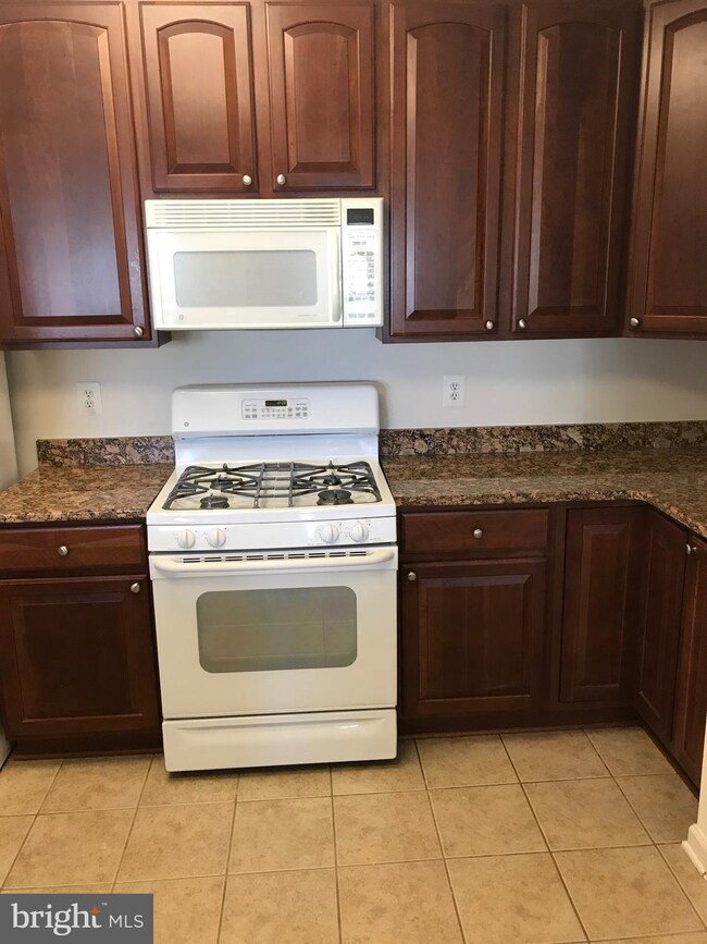 2001 Connor Ct unit M, Bowie, MD 20721 - photo 4