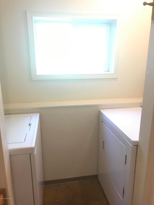 14071 E Outer Springer Loop, Palmer, AK 99645 - photo 6