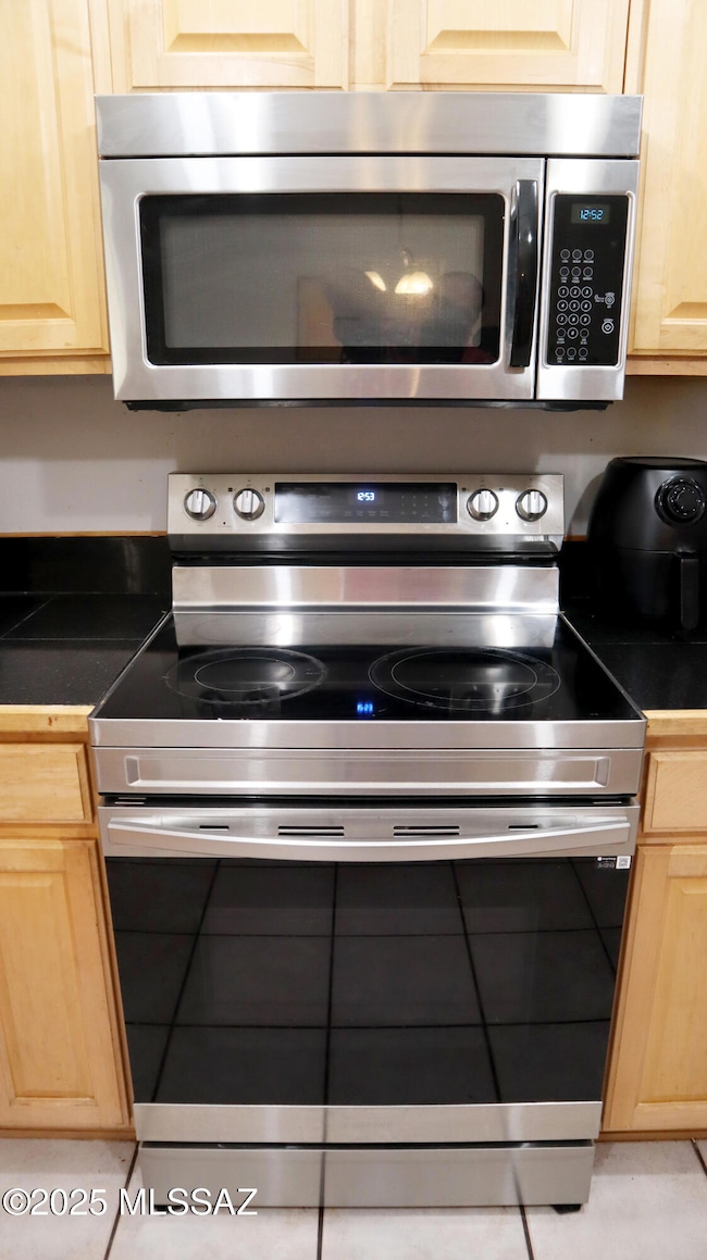 house 2 kitchen 2