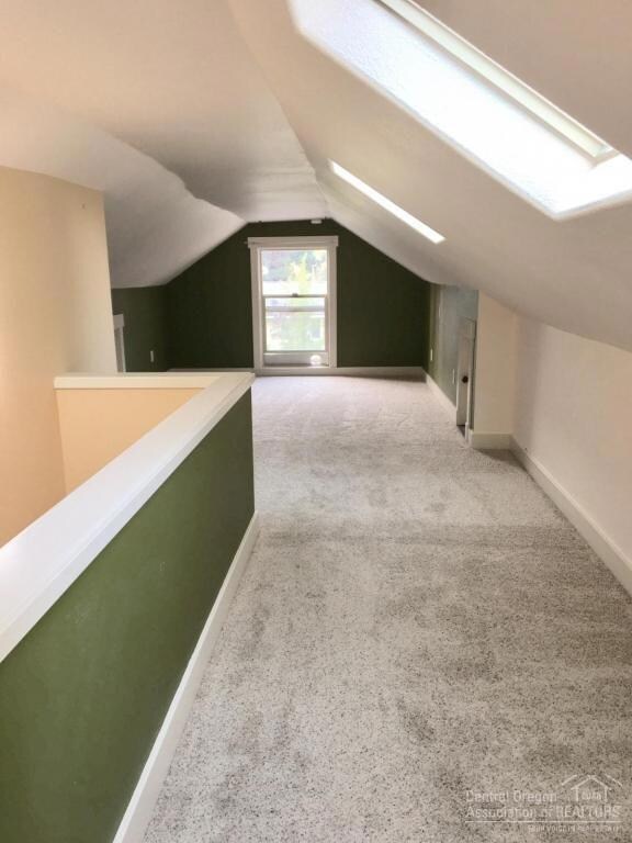 1255 NW Davenport Ave, Bend, OR 97701 - photo 6