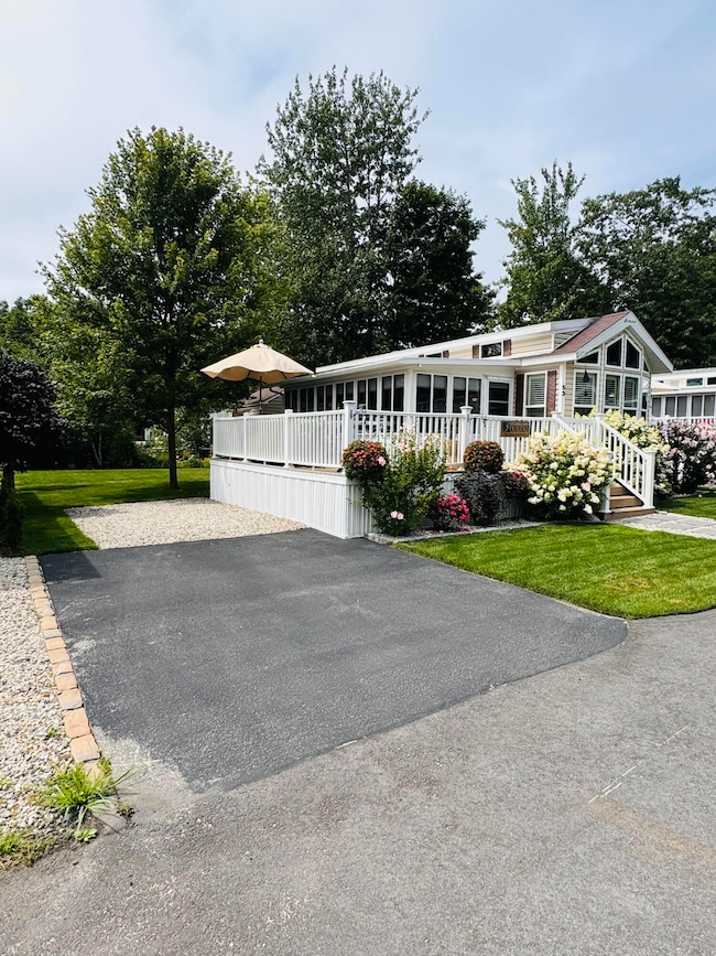 1 Seacoast Ln unit 53, Old Orchard Beach, ME 04064 - photo 5