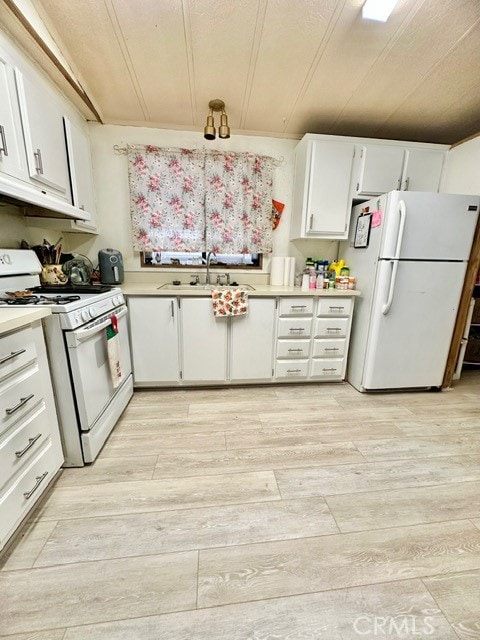 5700 W Wilson St unit 25, Banning, CA 92220 - photo 3