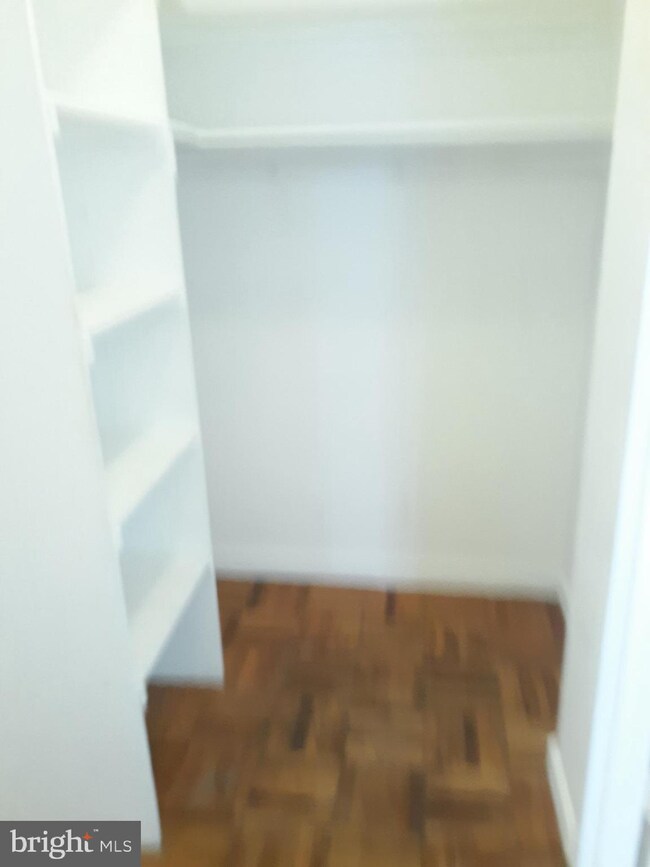 1121 Arlington Blvd unit 823, Arlington, VA 22209 - photo 6