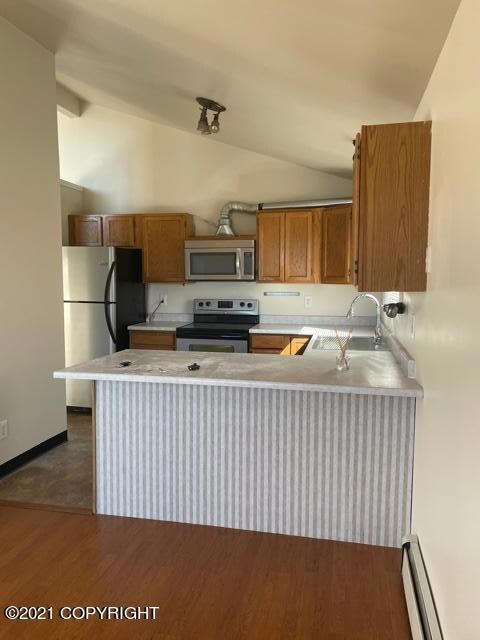 7774 Mayfair Cir unit 4, Anchorage, AK 99502 - photo 2