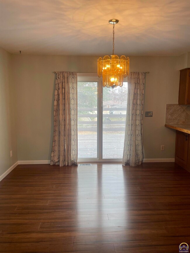 416 Aquarius St, Silver Lake, KS 66539 - photo 3