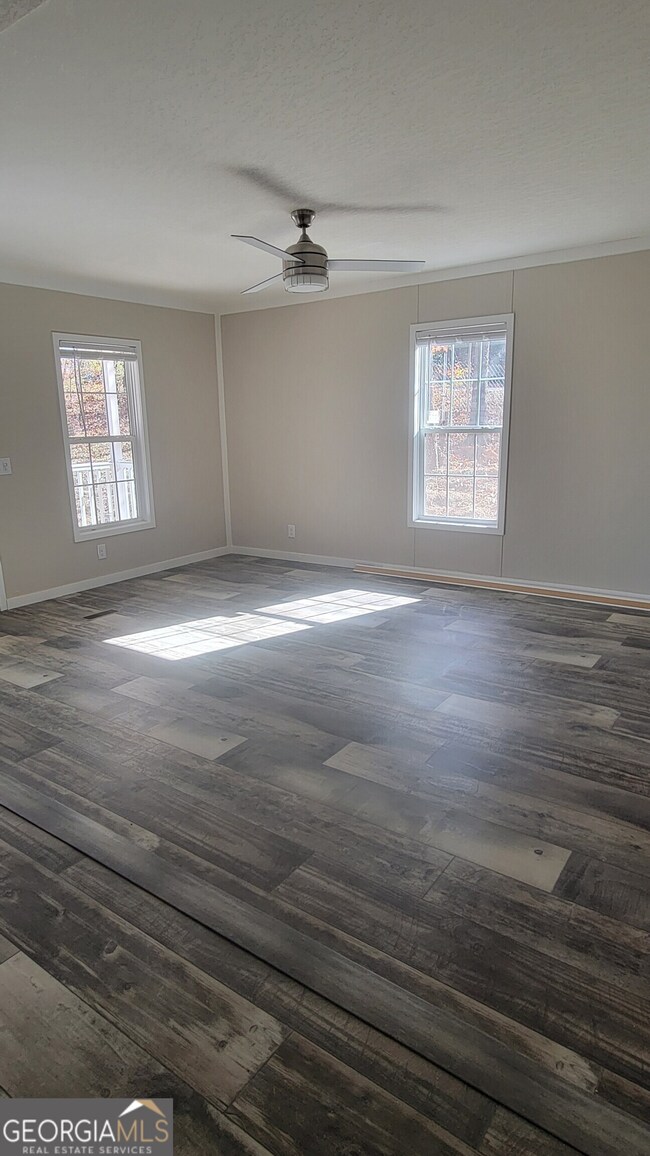 2410 Bolman Rd, Gainesville, GA 30507 - photo 7