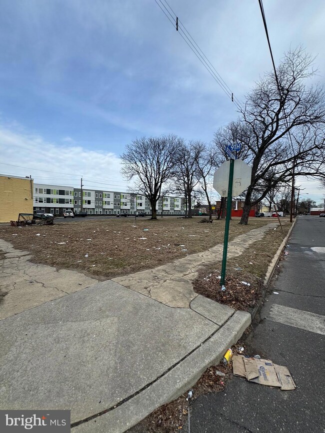 1916 S 9th St, Camden, NJ 08102 - photo 4