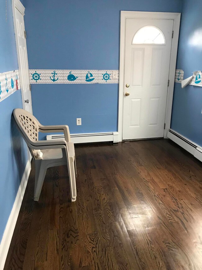 382 Warburton Place unit 1st Floor, Long Branch, NJ 07740 - photo 4