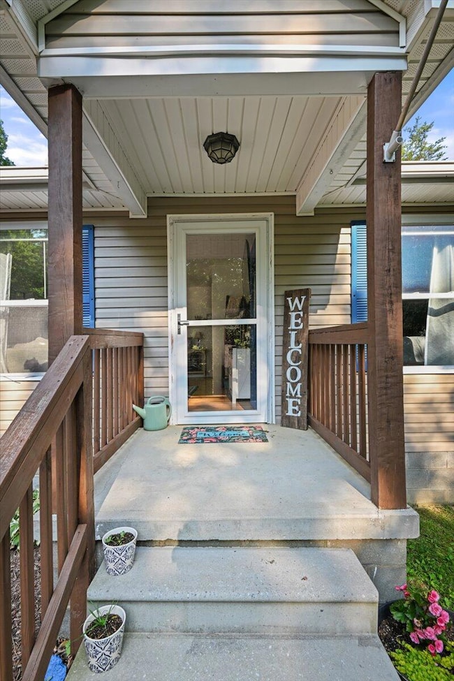 02-Front Entry