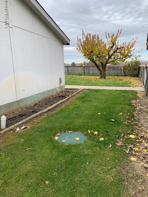 Buena Loop Rd Northside yard with septic
