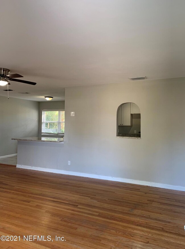 2245 Belinda Cir, Jacksonville, FL 32216 - photo 2