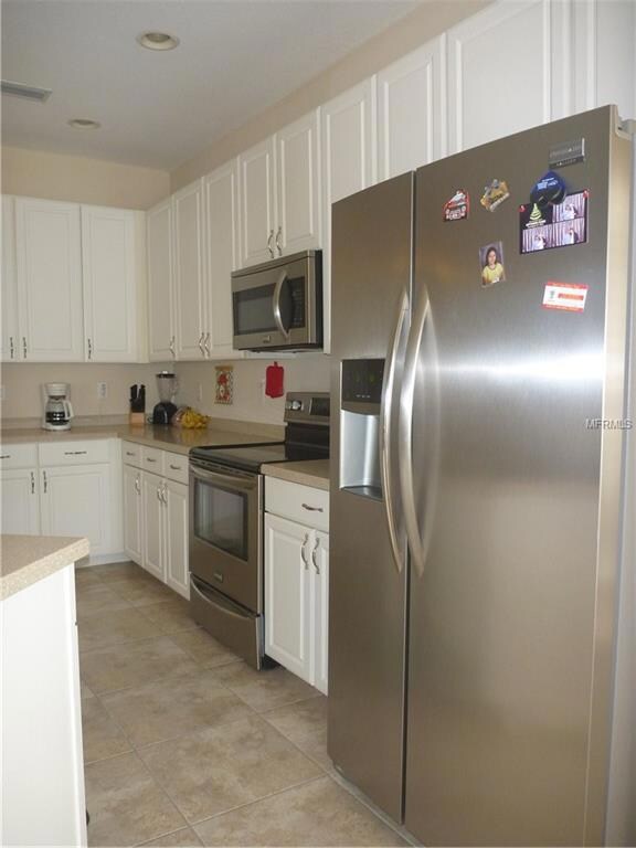 9929 Jasmine Brook Cir, Land O Lakes, FL 34638 - photo 3