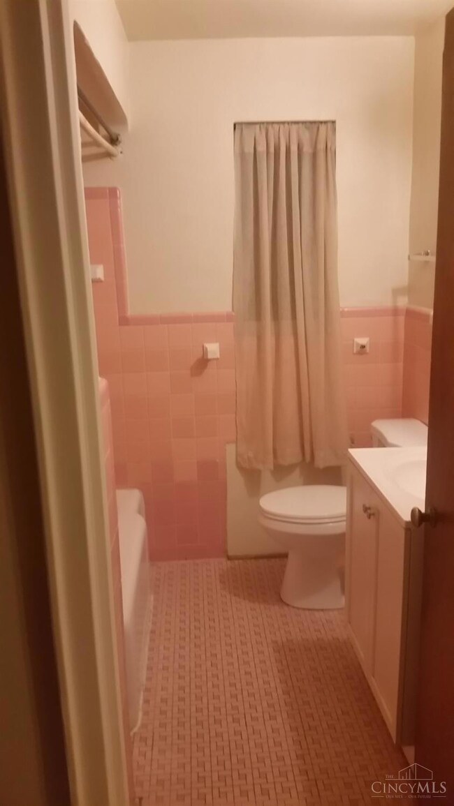 6211 Kennedy Ave, Cincinnati, OH 45213 - photo 6