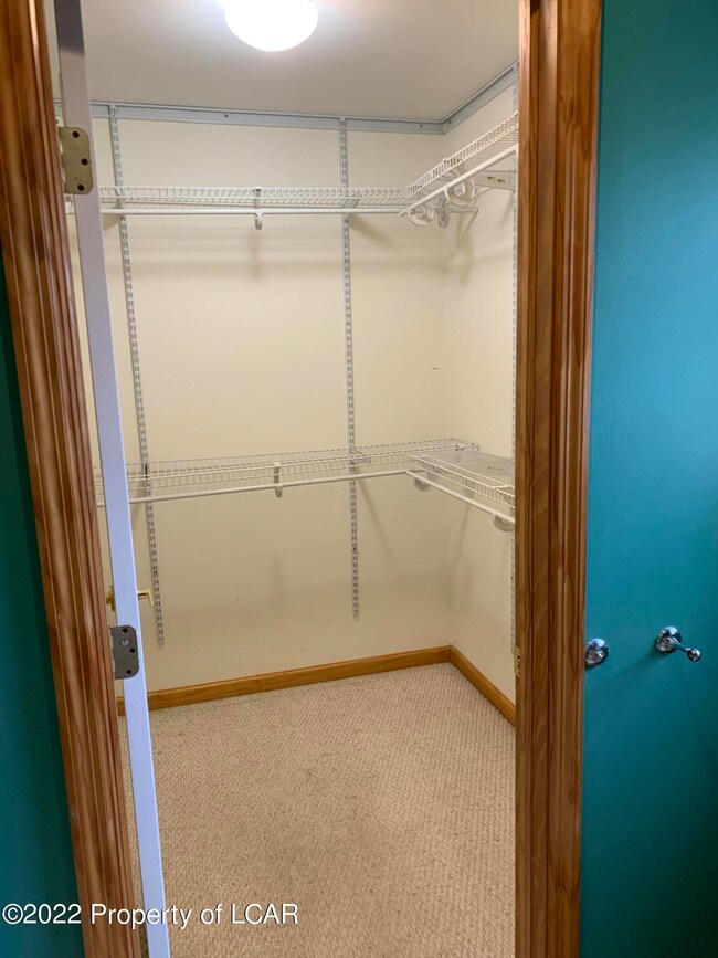 walk in closet