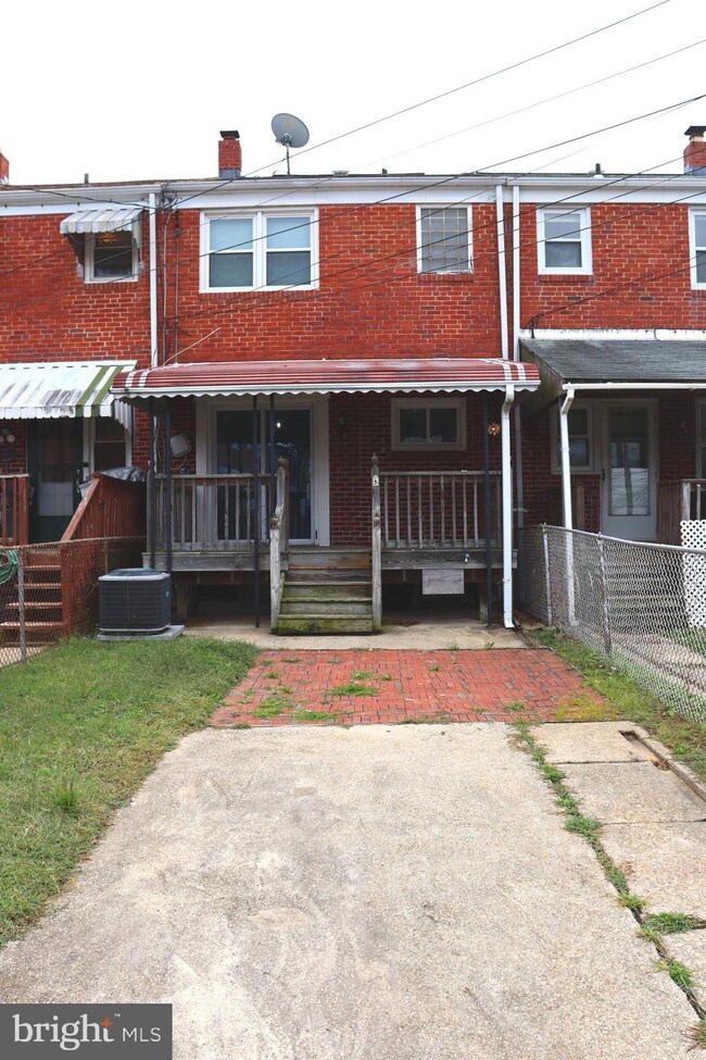 351 Grovethorn Rd, Middle River, MD 21220 - photo 2