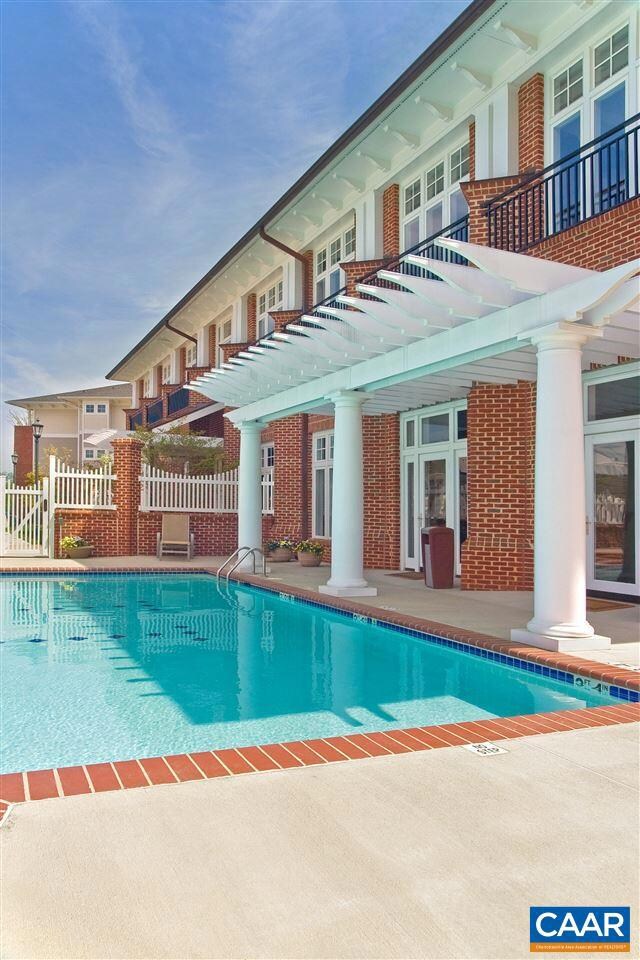 1796 Sugar Maple Ct, Charlottesville, VA 22903 - photo 6