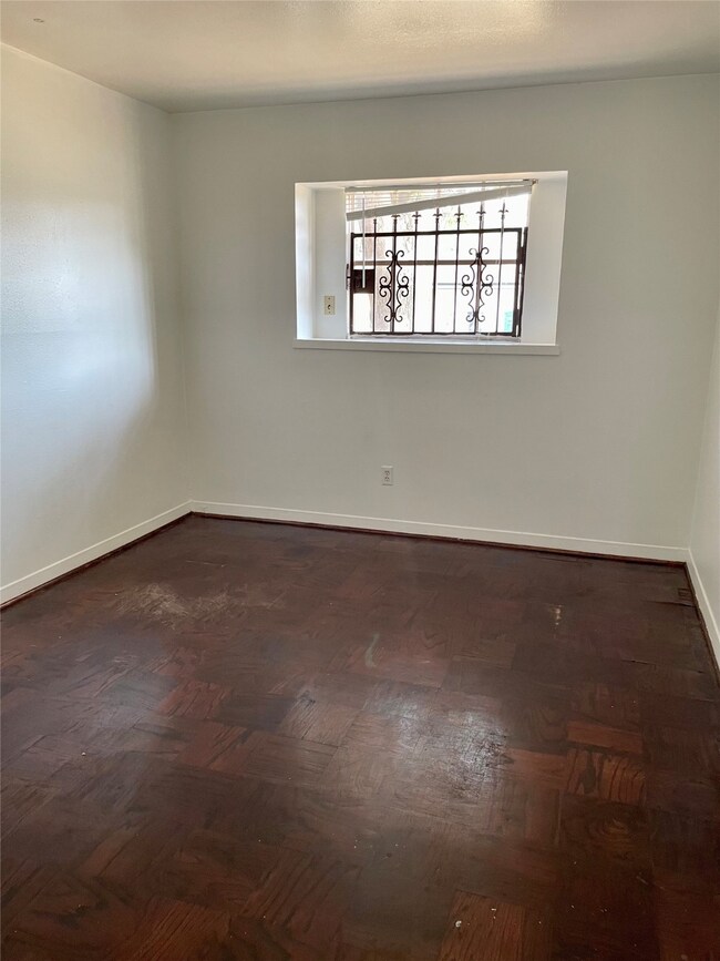 7638 Boggess Rd, Houston, TX 77016 - photo 7